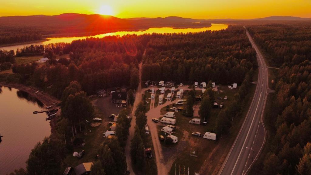 Arctic Camping Finland Hotel Pello Kültér fotó